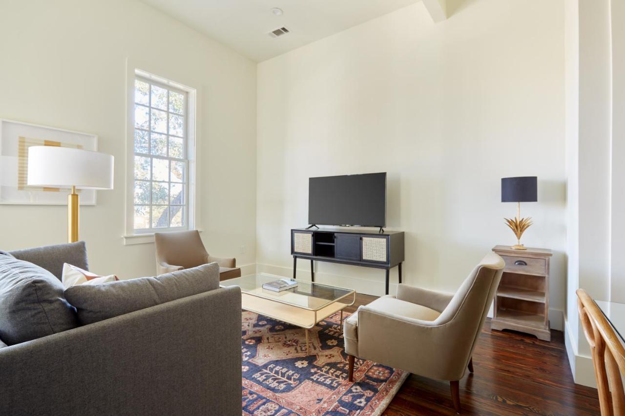 Sonder The Irish House Aparthotel New Orleans Exterior photo